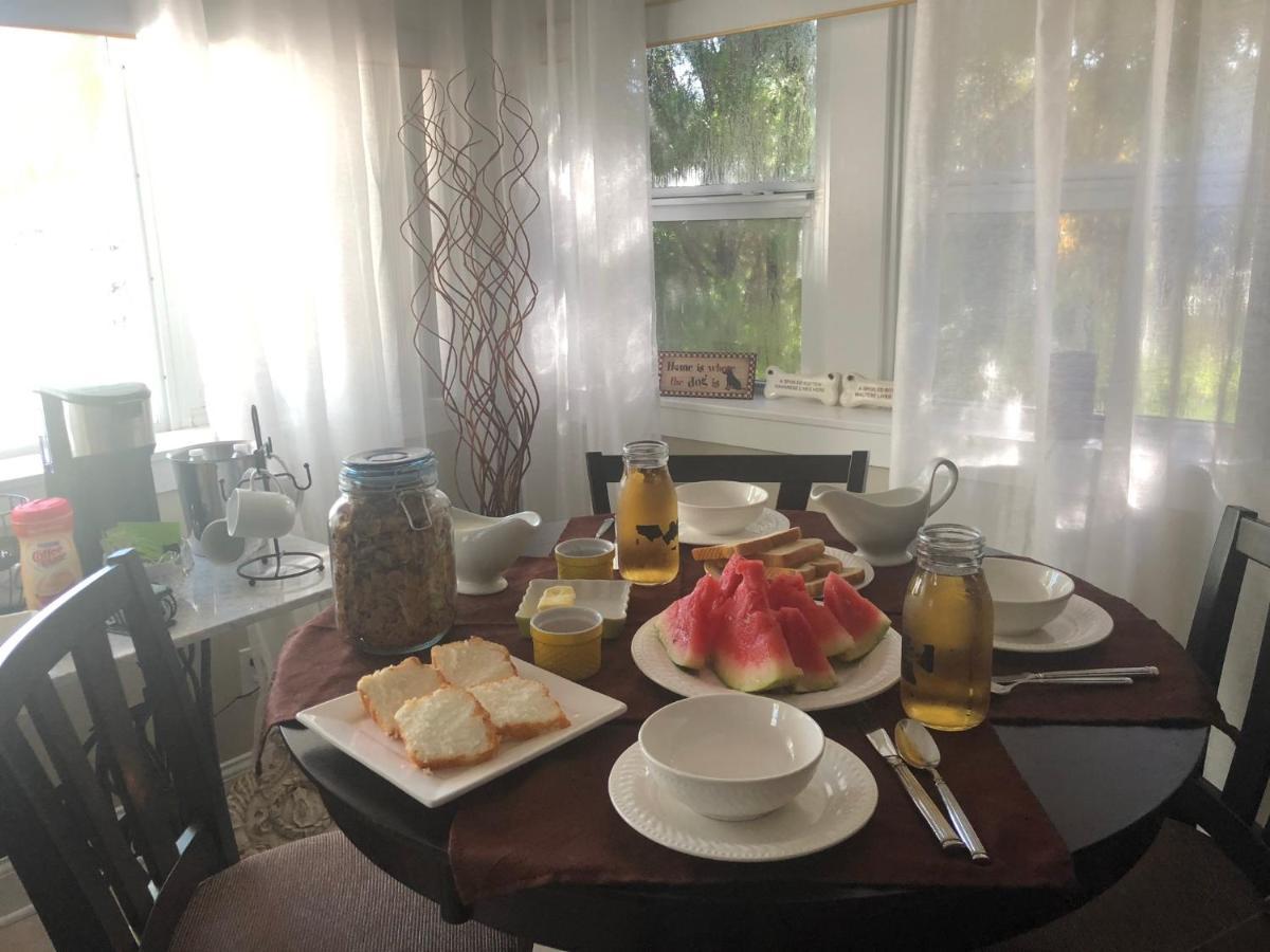 Villa Olivia Guest Rooms Голливуд Экстерьер фото