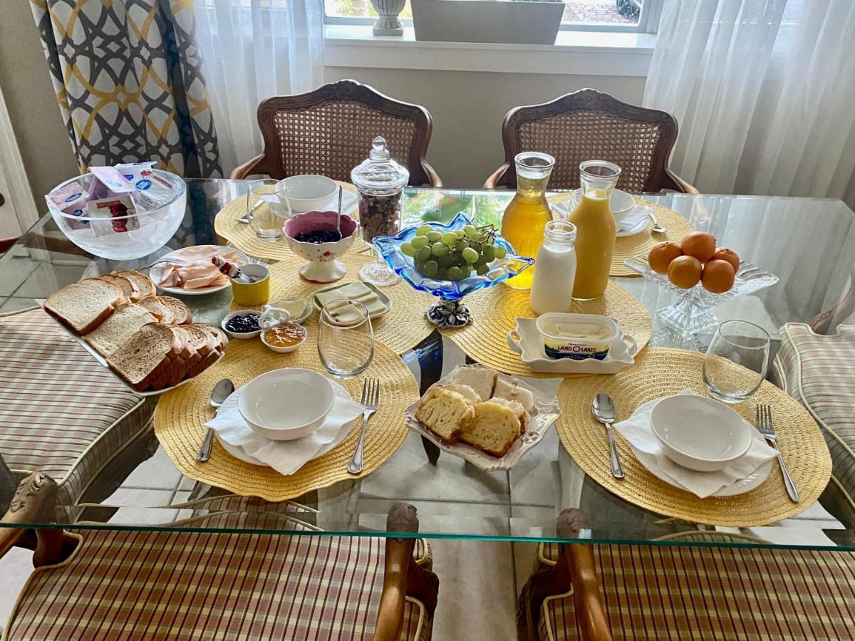 Villa Olivia Guest Rooms Голливуд Экстерьер фото